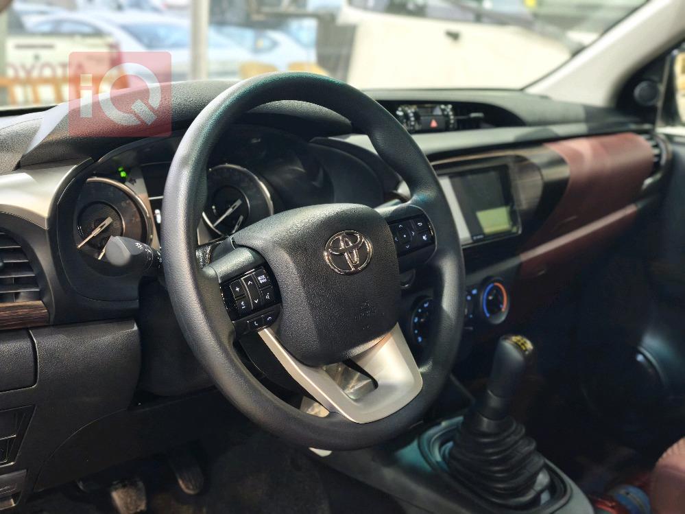 تۆیۆتا هایلۆکس